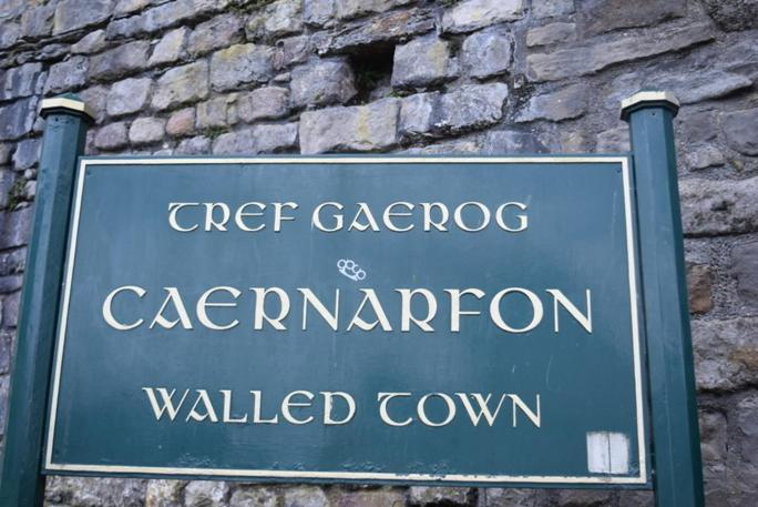 Bank Quay, Caernarfon Apartment ภายนอก รูปภาพ